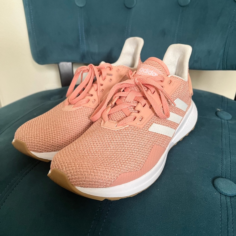 Adidas Sneakers — Size 6.5